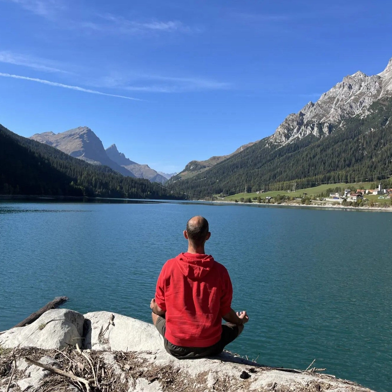 Yoga-Nidra geführte Tiefenentspannung mit Martin - als Download für Dich jederzeit nutzbar