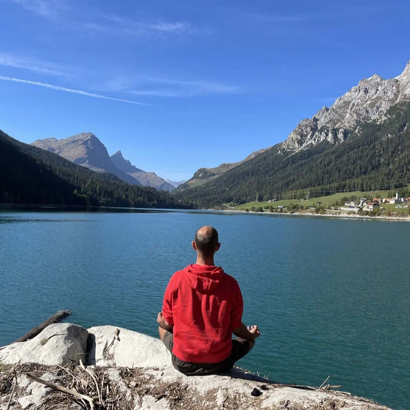 Yoga-Nidra geführte Tiefenentspannung mit Martin - als Download für Dich jederzeit nutzbar